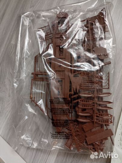 Сборная модель парусника