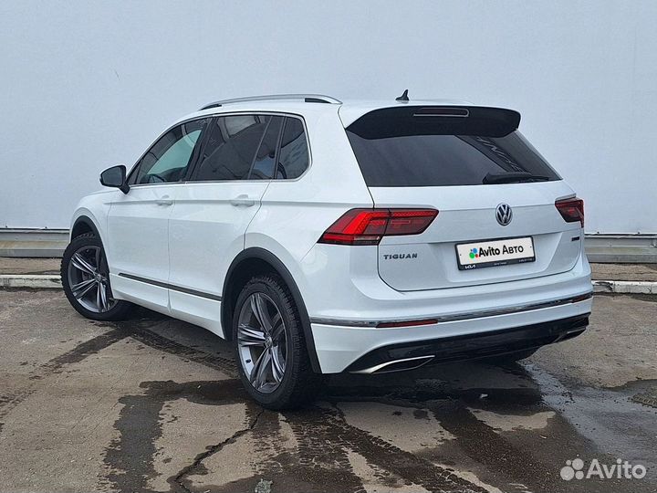 Volkswagen Tiguan 2.0 AMT, 2018, 126 200 км