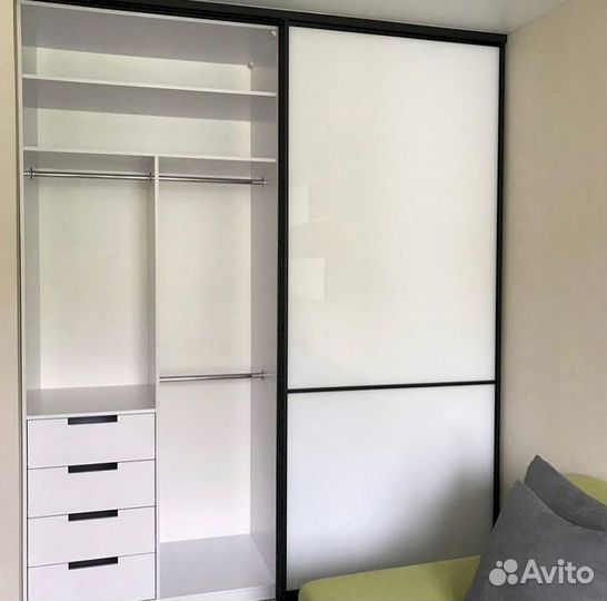 Шкаф в прихожую