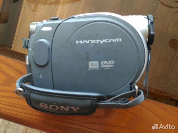 Видеокамера sony handycam