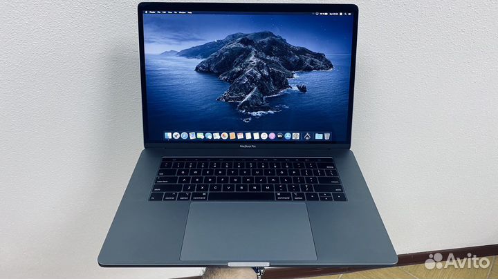 MacBook Pro 15 16/512 2018