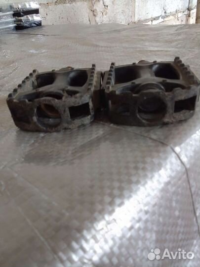 Педали для велосипеда