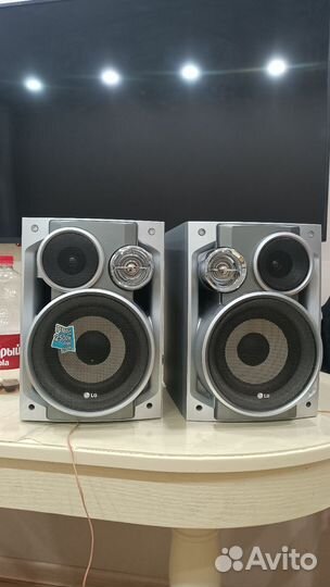 Акустические колонки LG