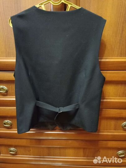 Школьный костюм черного цвета 146 на мальчика