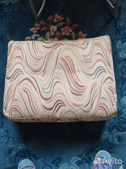 Диванные подушки большие