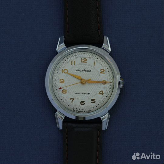 Кировские наручные механические часы СССР