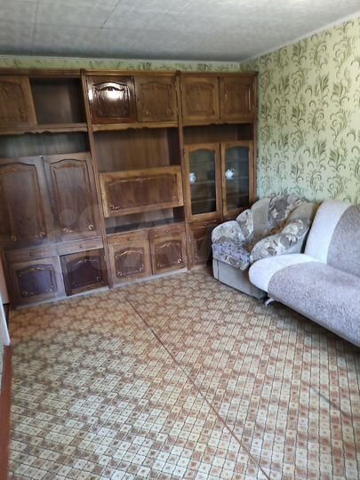 2-к. квартира, 43 м², 4/9 эт.