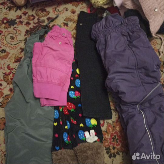 Отдаю пакет вещей на девочку (80-90)