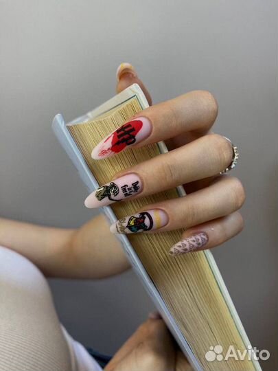 Маникюр педикюр наращивание ногтей