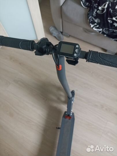 Электросамокат iconbit