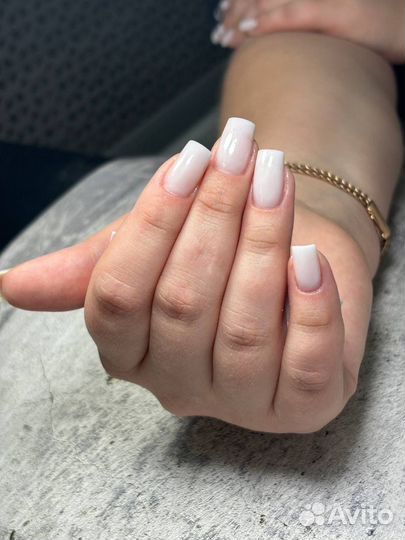 Наращивание ногтей