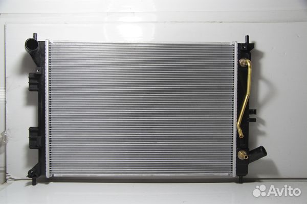 Радиатор охлаждения Хендай I30 1.6-2.0 11