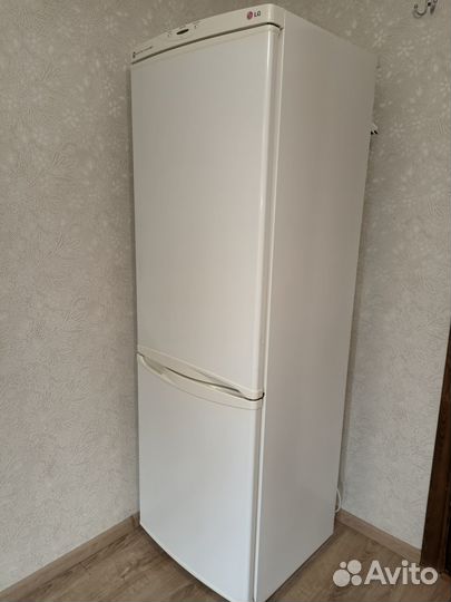 Холодильник бу lg