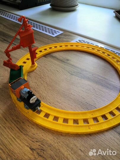 Наборы железных дорог Томас и его друзья