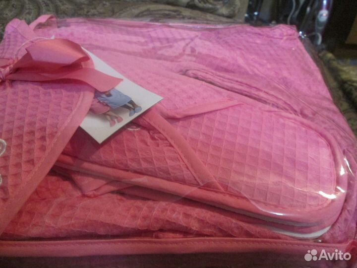 Халат и тапочки