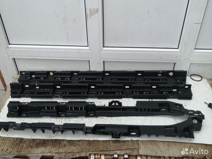 Кронштейн порога BMW 5-series F10