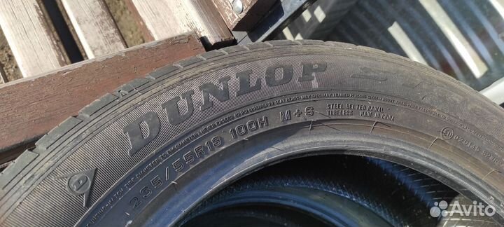 Dunlop Grandtrek ST30 235/55 R18 100H