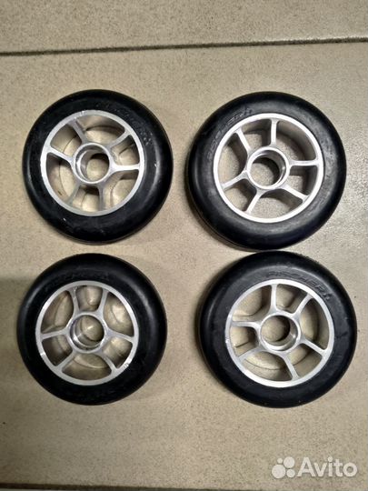 Беговые лыжи Rossinool, Fisher, лыжероллеры