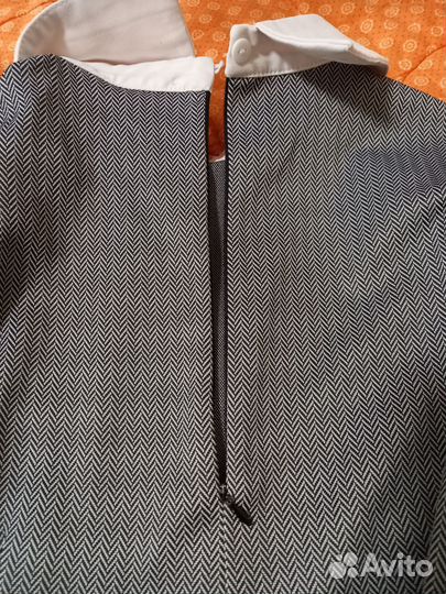 Платье офисное