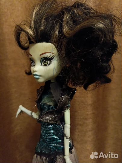 Кукла монстер хай