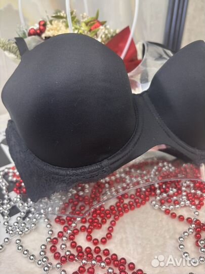 Бюстгальтер новый 80С Hunkemoller черный