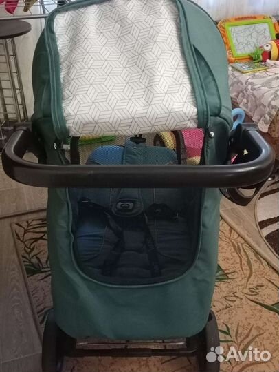 Коляска прогулочная vega