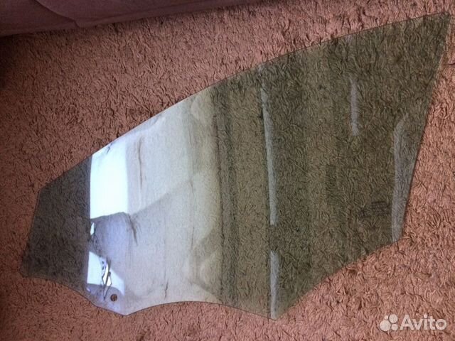 Стекло Volvo V40 Cross Country