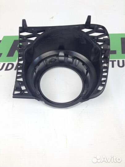 Рамка противотуманной фары RR 2010, левая