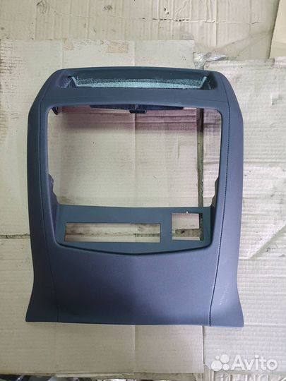 Накладка кузов внутри Cadillac Escalade 5 L87 6.2L