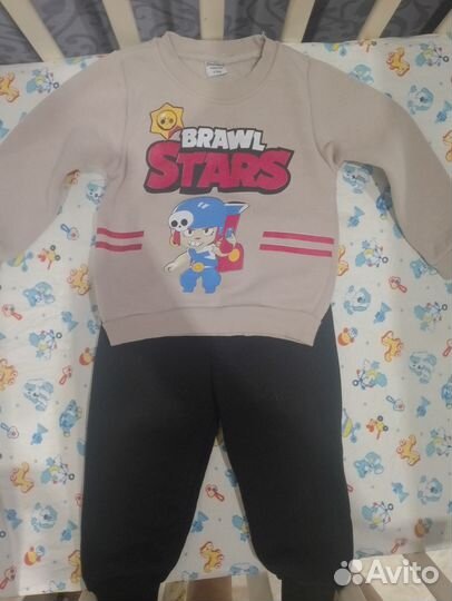 Продам детские костюмы