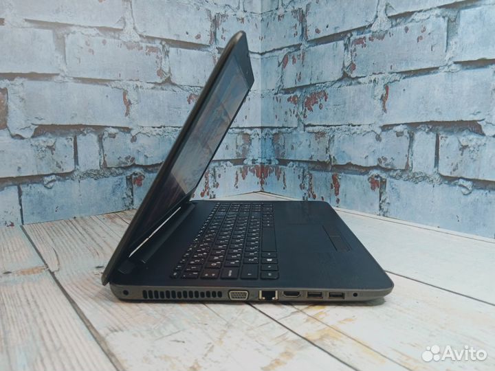 Быстрый ноутбук HP AMD/8Gb/SSD256/4ядра
