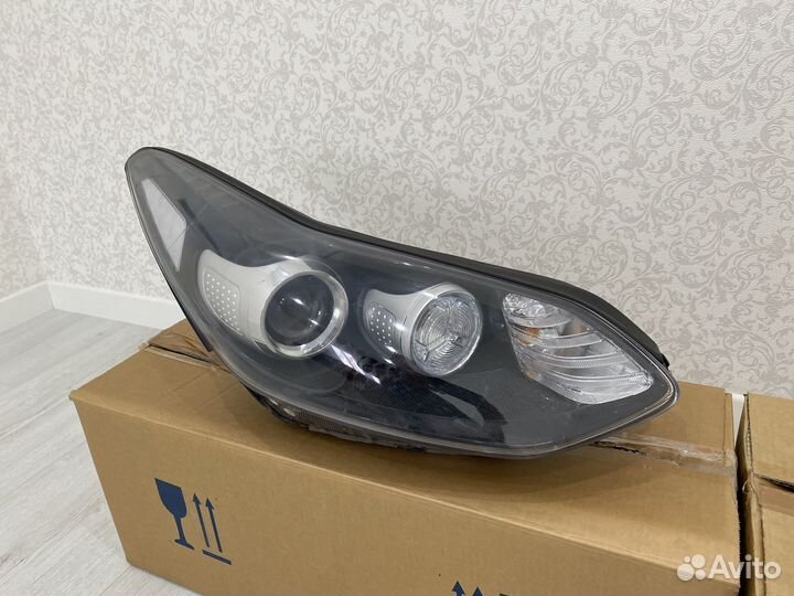 Фары Kia sportage 4 92101-F1000, 92102-F1000