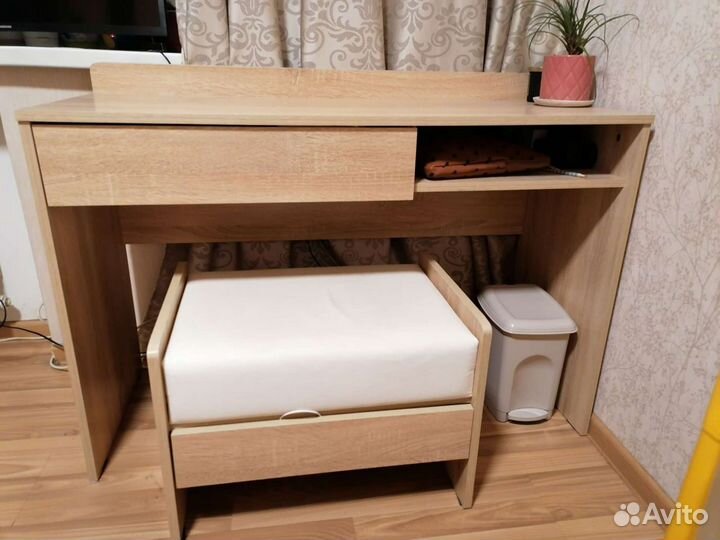 Туалетный столик