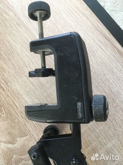 Кронштейн для микрофона