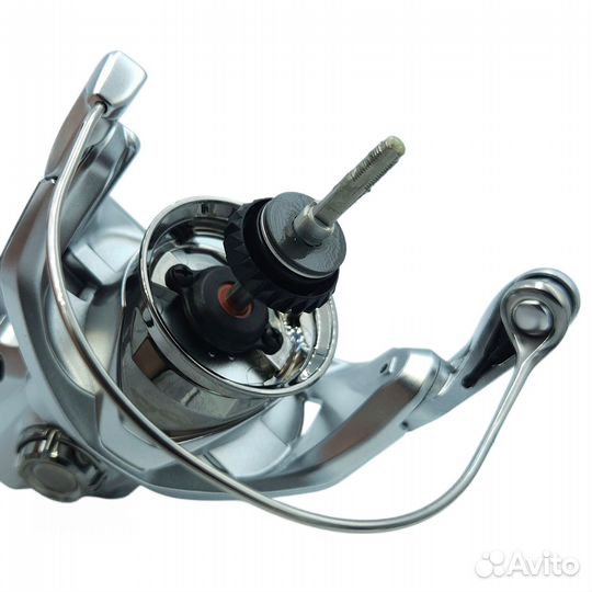 Катушка безынерционная Shimano Stradic 4000XG '23