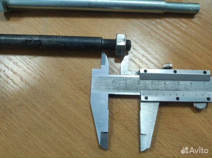 Ось колеса на мопед Карпаты/Верховина/Рига