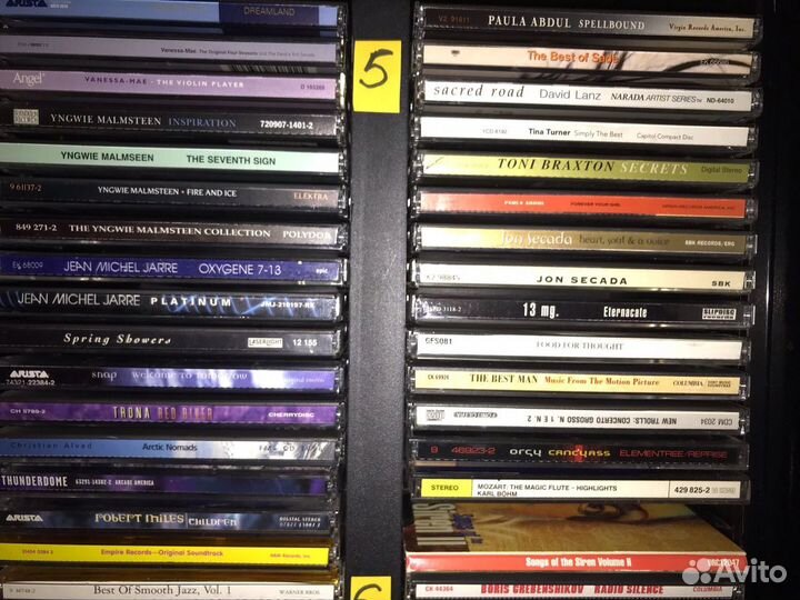 Коллекция лицензионных компакт дисков из США