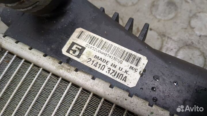 Радиатор охлаждения двигателя Nissan Pulsar