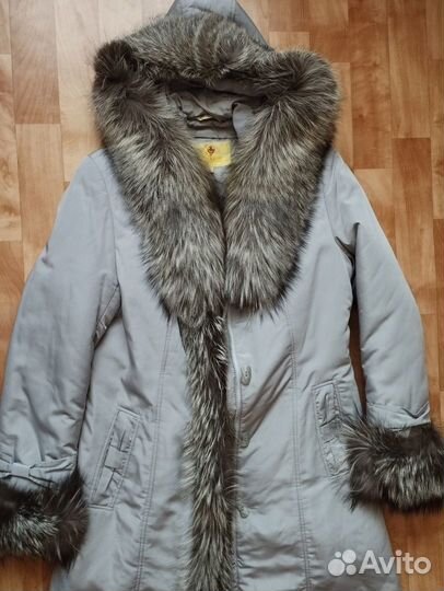 Женское пальто Пихора