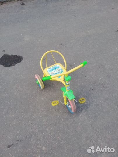 Детский трехколесный велосипед бу