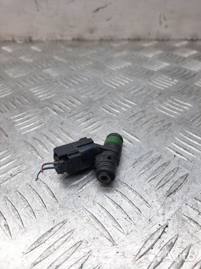 Форсунка Volkswagen Polo хэтчбэк 5 дв. 1.2 AZQ