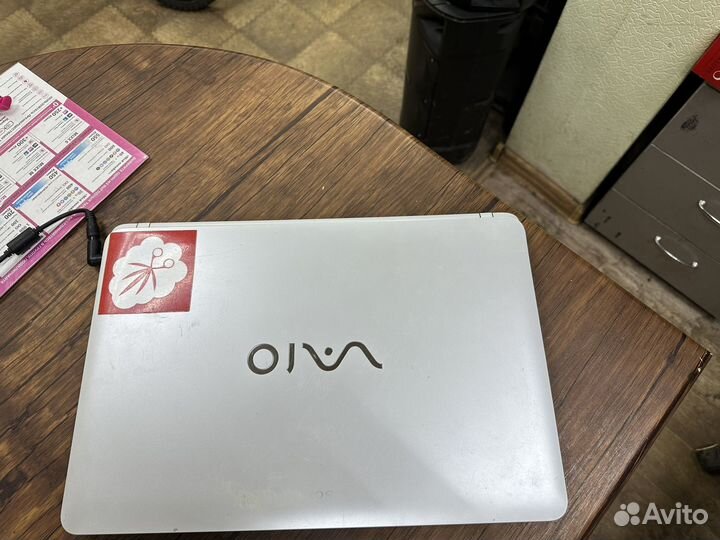 Ноутбук Sony Vaio SVF1521P1RW