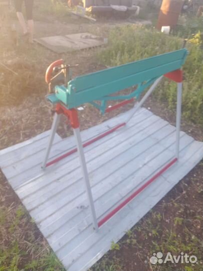 Листогибочный станок листогиб