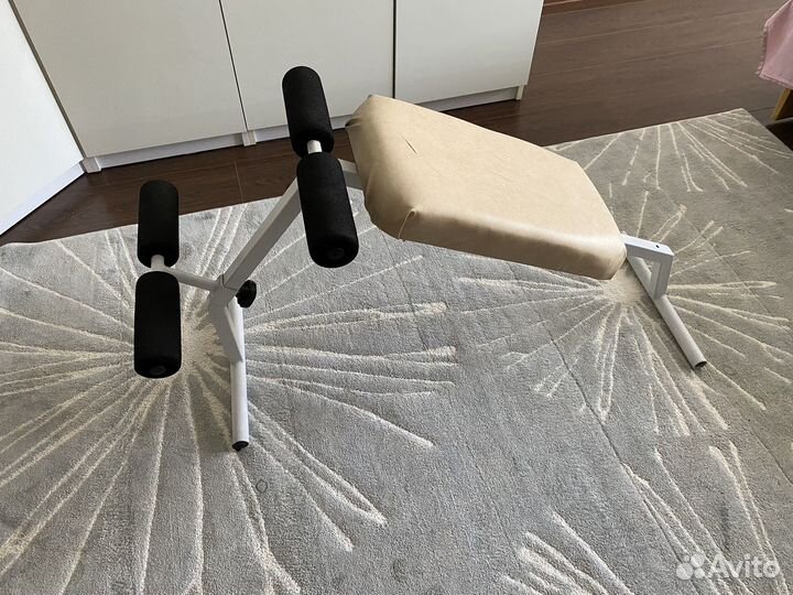 Тренажер для мышц живота и пресса