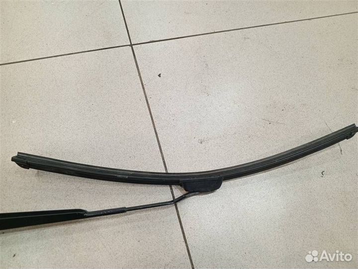 Поводок стеклоочистителя передний левый Ford Fusi