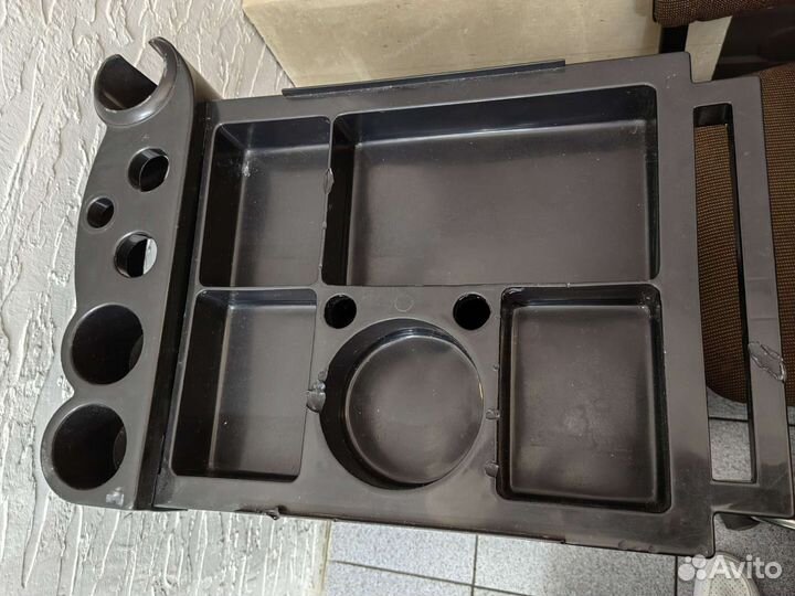 Тележка парикмахерская бу