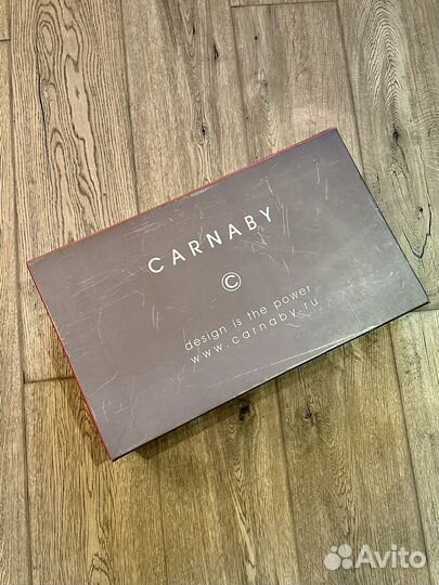 Женские сапоги Carnaby