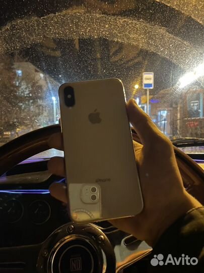 iPhone Xs, 64 ГБ