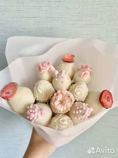 Клубника в шоколаде на 1 сентября