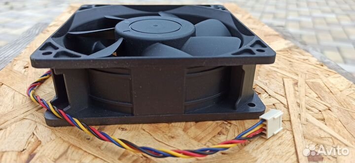Вентилятор кулер для асиков Antminer, Innosilicon